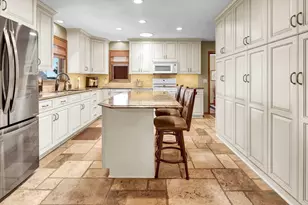 8010 Center St, Clear Lake, MN 55319 - Photo 10