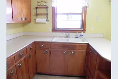 411 5th Avenue S, Wahpeton,  58075 - Photo 4