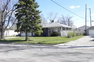 411 5th Ave S, Wahpeton,  58075 - Photo 24