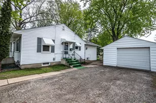 612 Pine St, Farmington, MN 55024 - Photo 2