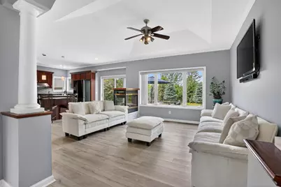 13420 Skyline Circle, Shakopee, MN 55379 - Photo 8