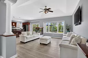 13420 Skyline Cir, Shakopee, MN 55379 - Photo 8