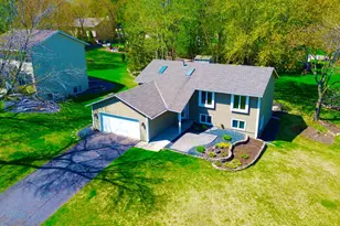 17325 Halifax Path, Lakeville, MN 55044 - Photo 2