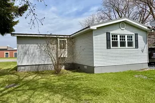 502 3rd St NE, Roseau, MN 56751 - Photo 18