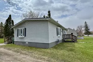502 3rd St NE, Roseau, MN 56751 - Photo 20