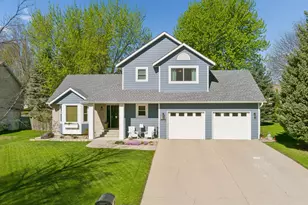 313 Chancery Ln, Mankato, MN 56001 - Photo 2