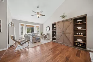 313 Chancery Ln, Mankato, MN 56001 - Photo 8