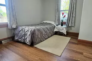 1827 Maryland Ave E, Saint Paul, MN 55119 - Photo 8