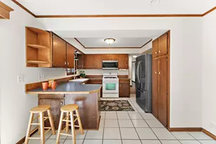 4935 Woodland Rd, Minnetonka, MN 55345 - Photo 22