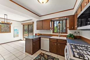 4935 Woodland Rd, Minnetonka, MN 55345 - Photo 24