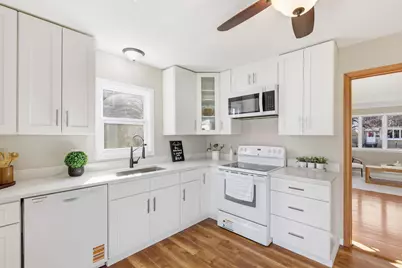 1031 Burgess Street, Saint Paul, MN 55103 - Photo 8