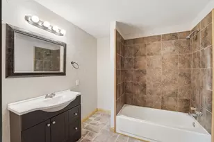 205 1st Ave NW, New London, MN 56273 - Photo 32