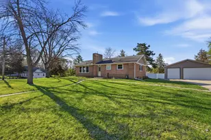 205 1st Ave NW, New London, MN 56273 - Photo 6