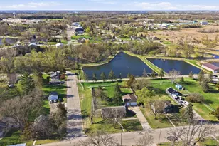 205 1st Ave NW, New London, MN 56273 - Photo 22