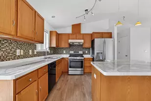 4647 Savannah Dr NW, Rochester, MN 55901 - Photo 4