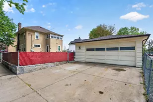 407 Osceola Ave S, Saint Paul, MN 55102 - Photo 26