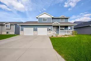 2070 Pratt Circle, Saint Peter, MN 56082 - Photo 2