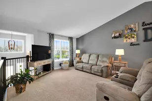 26 Robinson Dr, Lino Lakes, MN 55014 - Photo 4