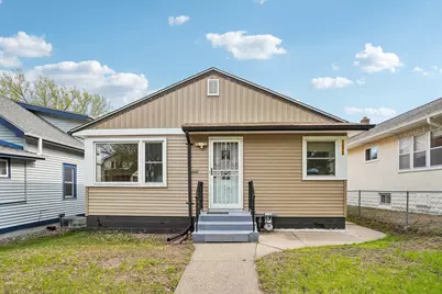 1072 Thomas Avenue, Saint Paul, MN 55104 - Photo 1