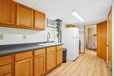 1072 Thomas Avenue, Saint Paul, MN 55104 - Photo 22