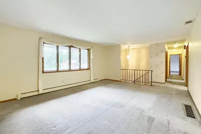 6801 Willow Lane N, Brooklyn Center, MN 55430 - Photo 8
