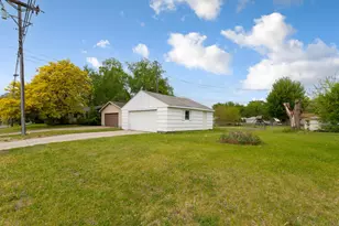 9142 1st Ave S, Bloomington, MN 55420 - Photo 2