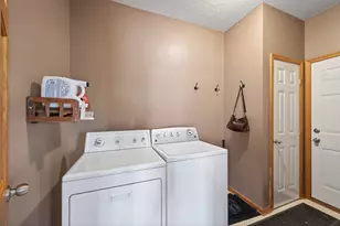 7895 Hill Rd, Woodbury, MN 55125 - Photo 16