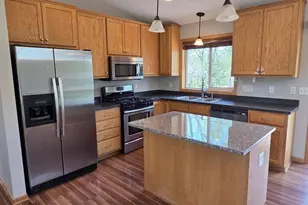 4612 Hampshire Ave N, Crystal, MN 55428 - Photo 4