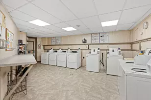 10113 W 34th St, Hopkins, MN 55305 - Photo 26