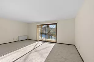 10113 W 34th St, Hopkins, MN 55305 - Photo 6
