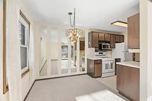 10113 W 34th St, Hopkins, MN 55305 - Photo 4