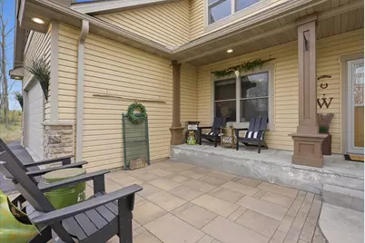 1431 Pioneer Circle, Houlton, WI 54082 - Photo 2