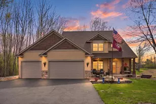 1431 Pioneer Cir, Houlton, WI 54082 - Photo 1