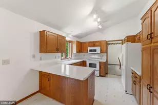 13500 Judicial Rd, Burnsville, MN 55337 - Photo 12