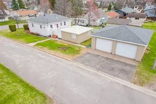 319 Michigan Ave W, Gilbert, MN 55741 - Photo 42