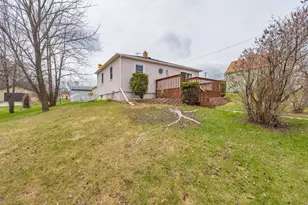 319 Michigan Ave W, Gilbert, MN 55741 - Photo 38