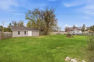 224 E 2nd St, Pillager, MN 56473 - Photo 20