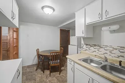 1752 Iglehart Avenue, Saint Paul, MN 55104 - Photo 12