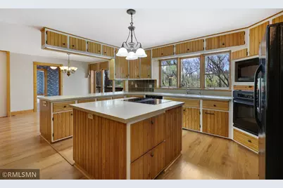 12199 Galaxie Avenue, Apple Valley, MN 55124 - Photo 16
