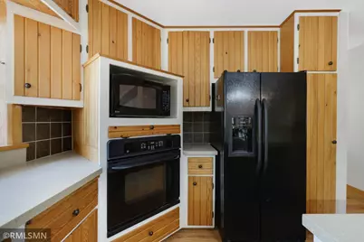 12199 Galaxie Avenue, Apple Valley, MN 55124 - Photo 18
