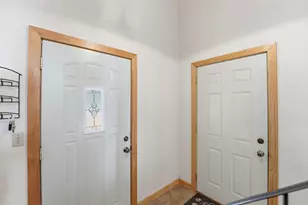 833 Lewis Pl, Saint Cloud, MN 56301 - Photo 6