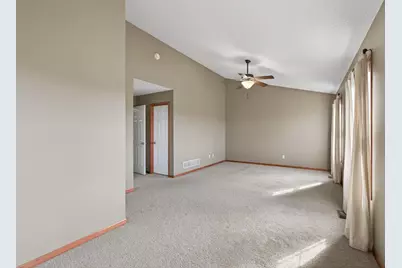 11170 Sand Castle Drive #E, Woodbury, MN 55129 - Photo 14