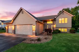 28359 Lakeside Way, Lindstrom, MN 55045 - Photo 1