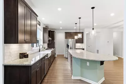 4648 Benjamin Place, Woodbury, MN 55129 - Photo 8