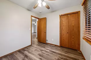 1070 Butte Ct, Chanhassen, MN 55317 - Photo 20