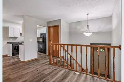 1070 Butte Court, Chanhassen, MN 55317 - Photo 6