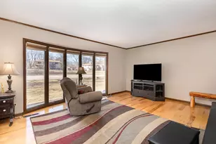 6602 Hemlock Ln N, Maple Grove, MN 55369 - Photo 8