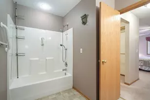 1439 Eagle Dr, Waconia, MN 55387 - Photo 14
