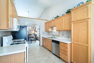 1439 Eagle Dr, Waconia, MN 55387 - Photo 4