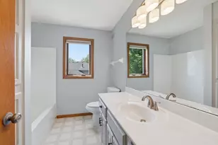 3774 Oxford Dr, Woodbury, MN 55125 - Photo 32
